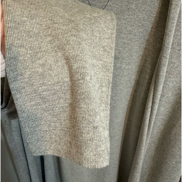 NWT Banana Republic Cardigan - Picture 3 of 5